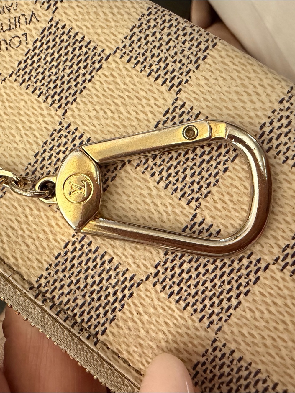 Louis Vuitton Damier Azur Mini Key Pouch in Cream and Light Gray - Picture 12 of 14